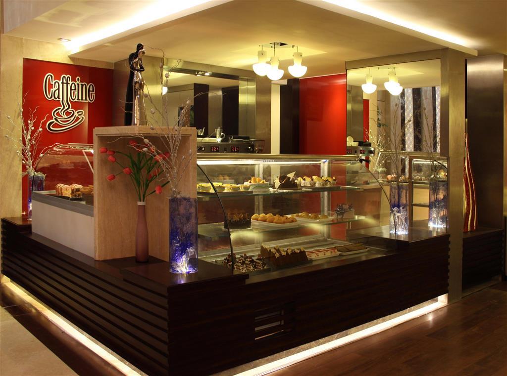 Hotel Golden Tulip Amritsar Restaurace fotografie